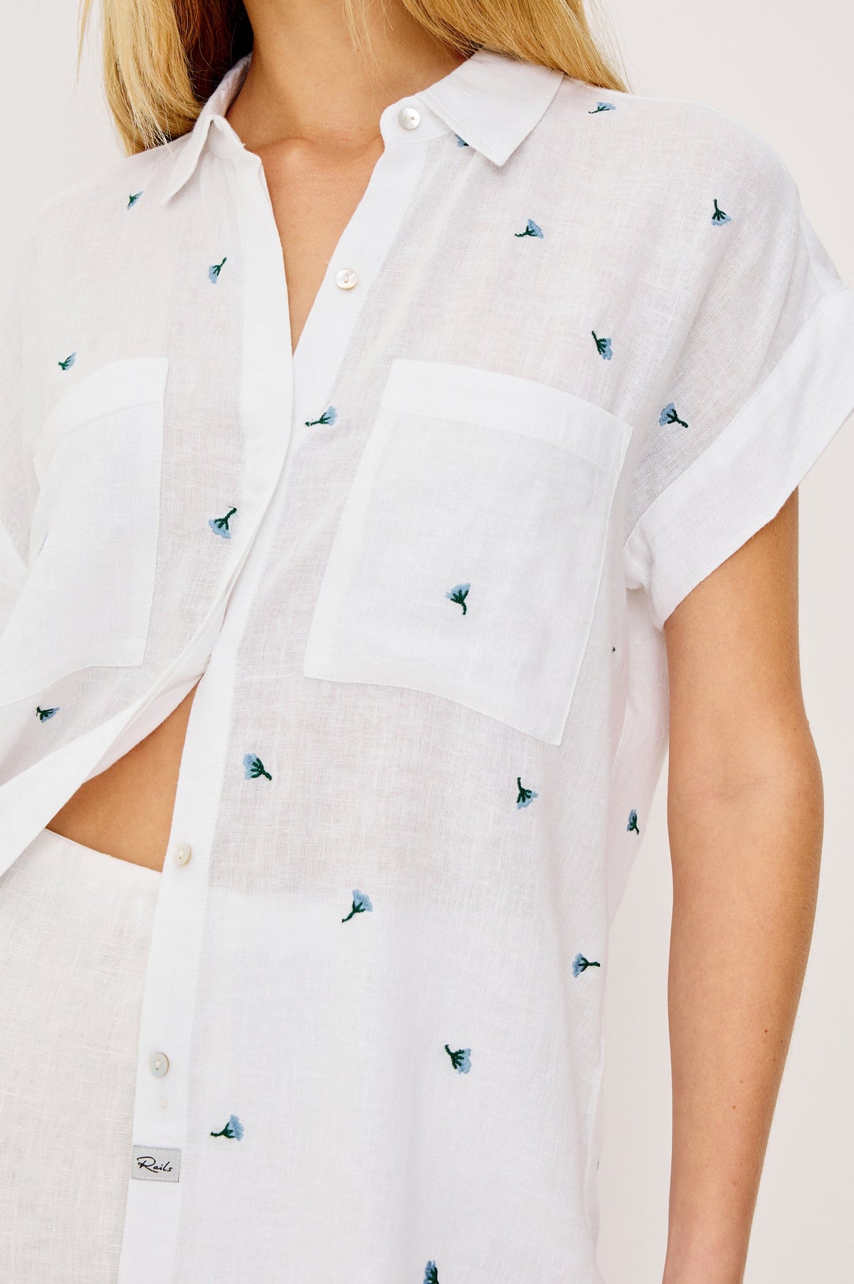 Rails Cito Button Down in Bluebell Carnations