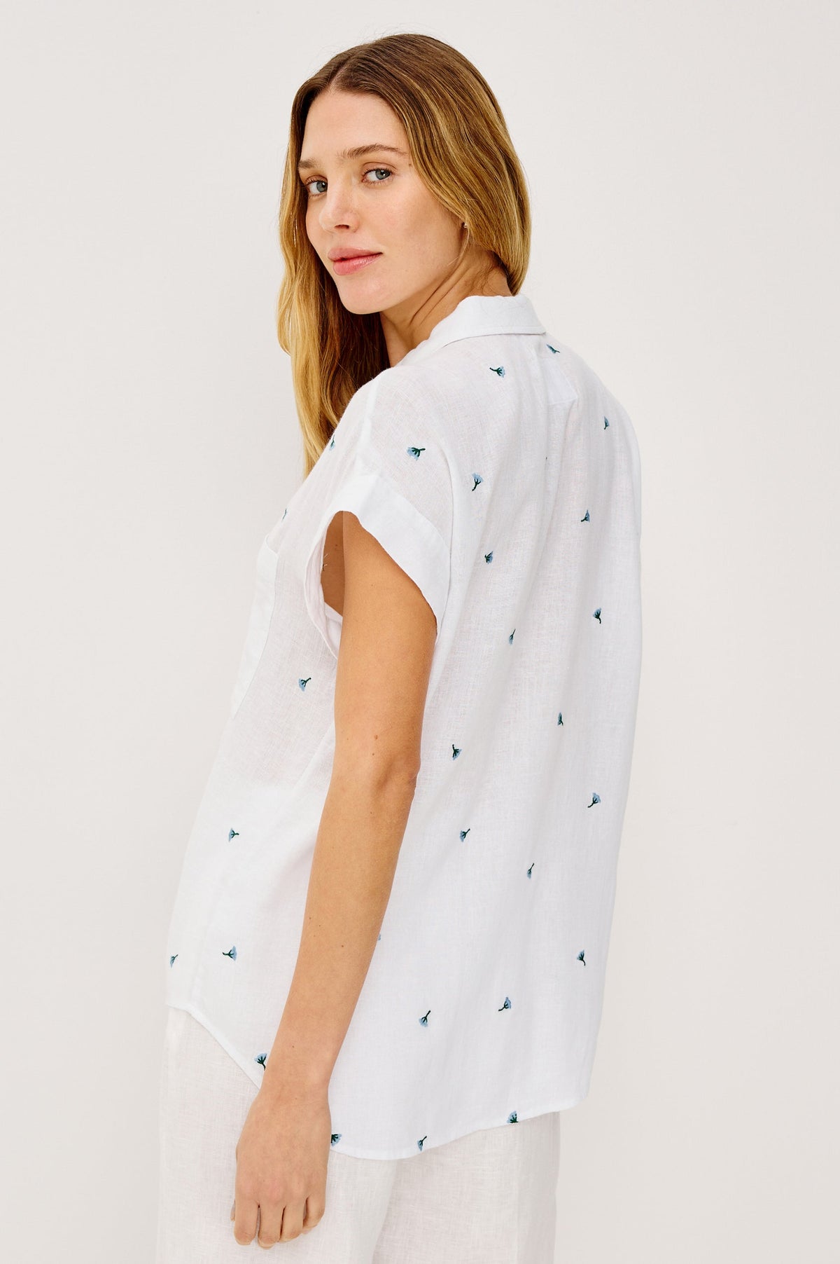 Rails Cito Button Down in Bluebell Carnations