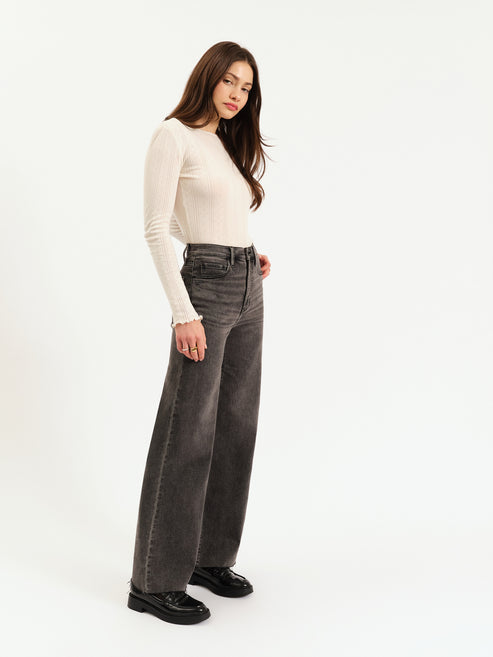 Daze Denim Far Out High Rise Wide Leg in Milky Way