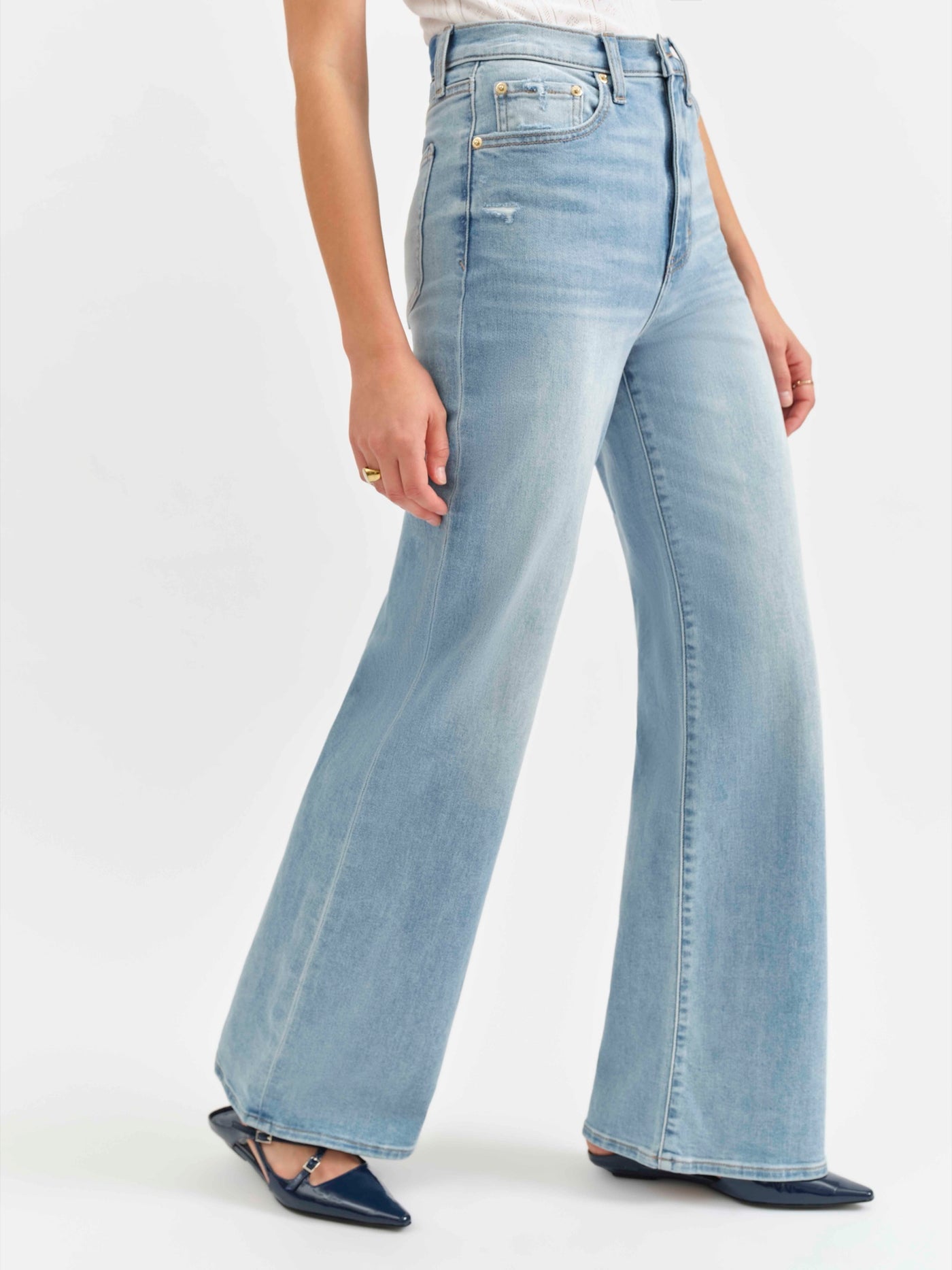 Daze Denim Far Out High Rise Wide Leg in Blooming Vintage
