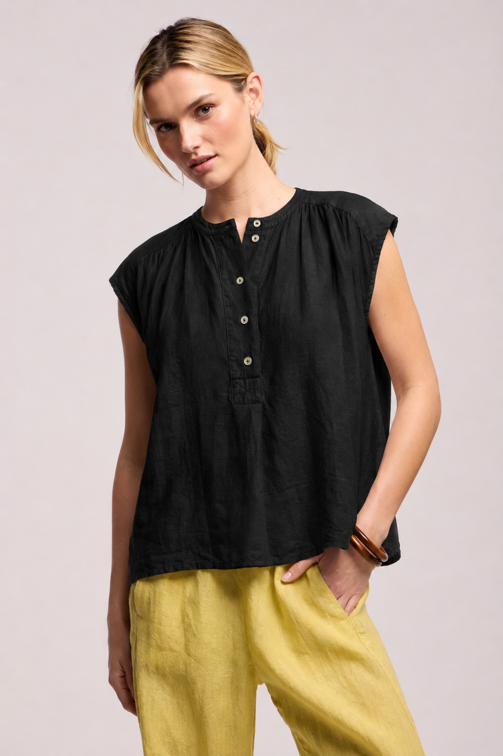 Velvet by Graham & Spencer Bec Linen Top