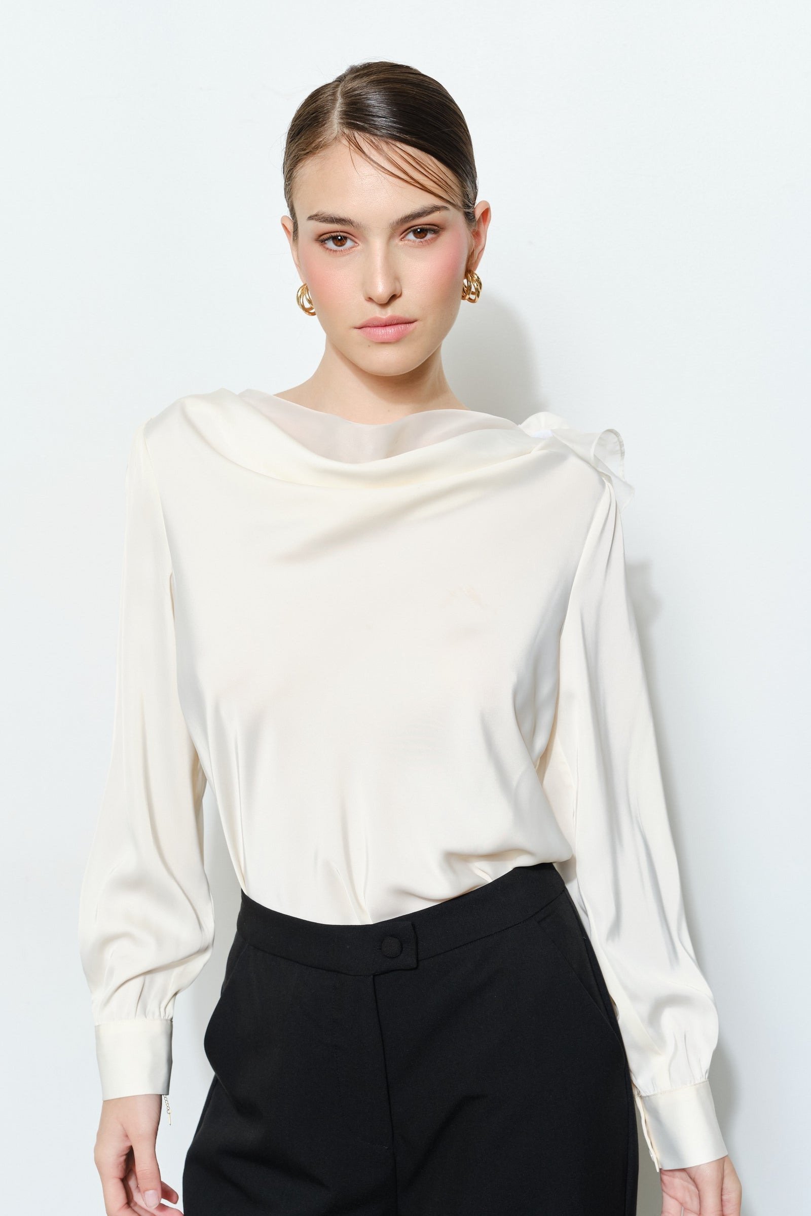 DEON Elegant White L/S Blouse