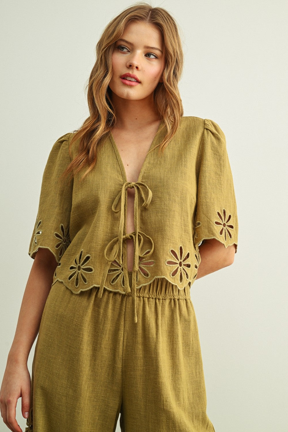 DEON Scalloped Easy Tie Front Top