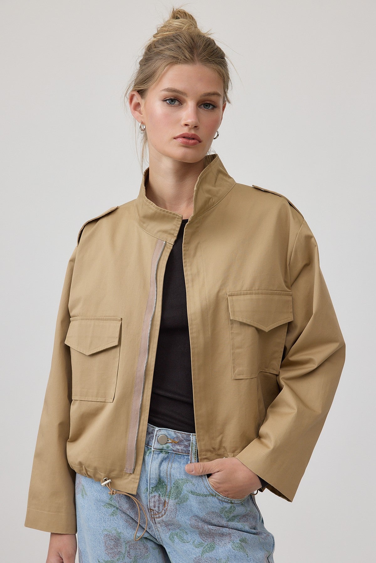 DEON Utility Short Jacket