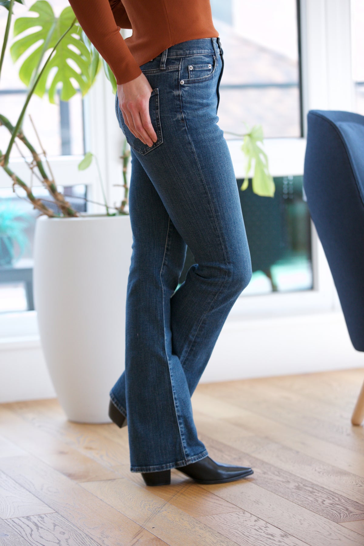 Daze Denim Go-Getter High Rise Flare in Infinity