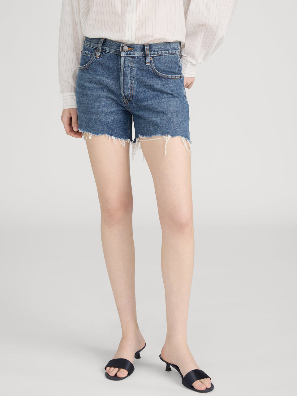 FRAME The Long Hang Short in Goose