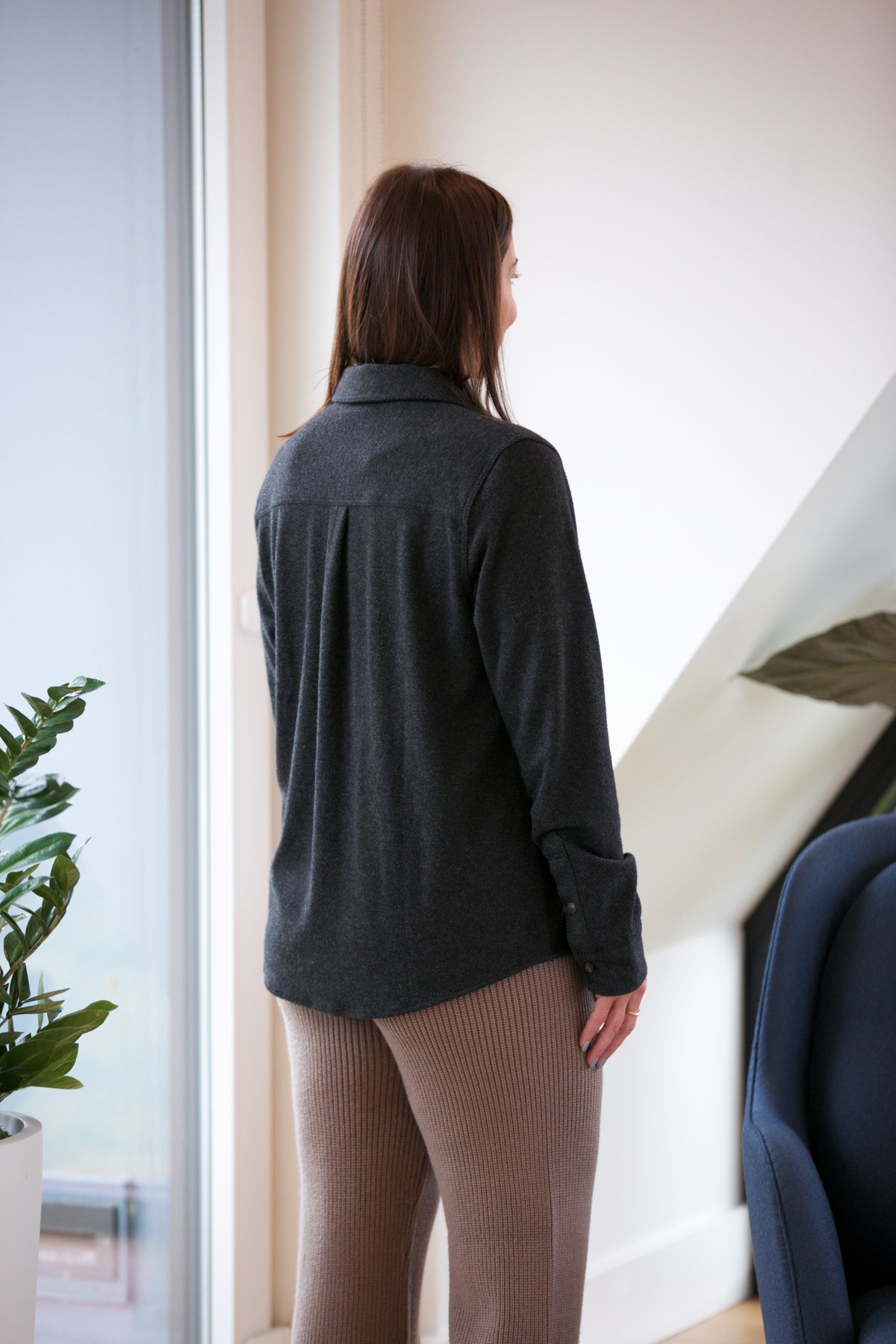Faherty Legend Sweater Shirt in Heathered Black Twill