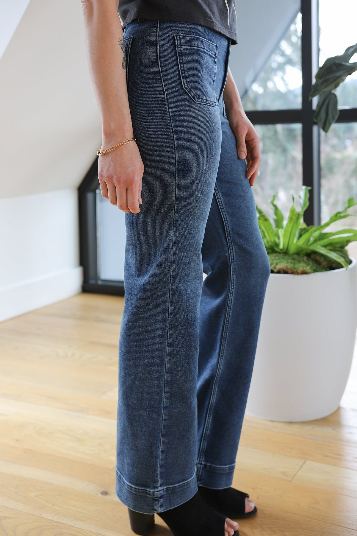Faherty Stretch Terry Patch Pocket Pant in Riverton