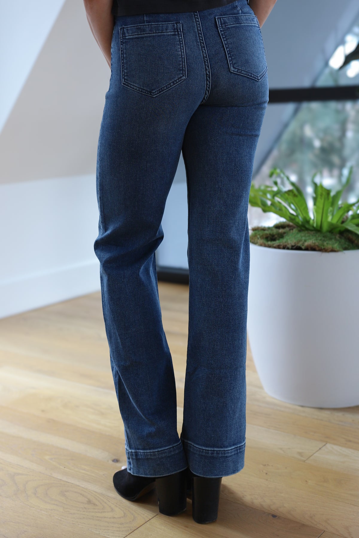 Faherty Stretch Terry Patch Pocket Pant in Riverton