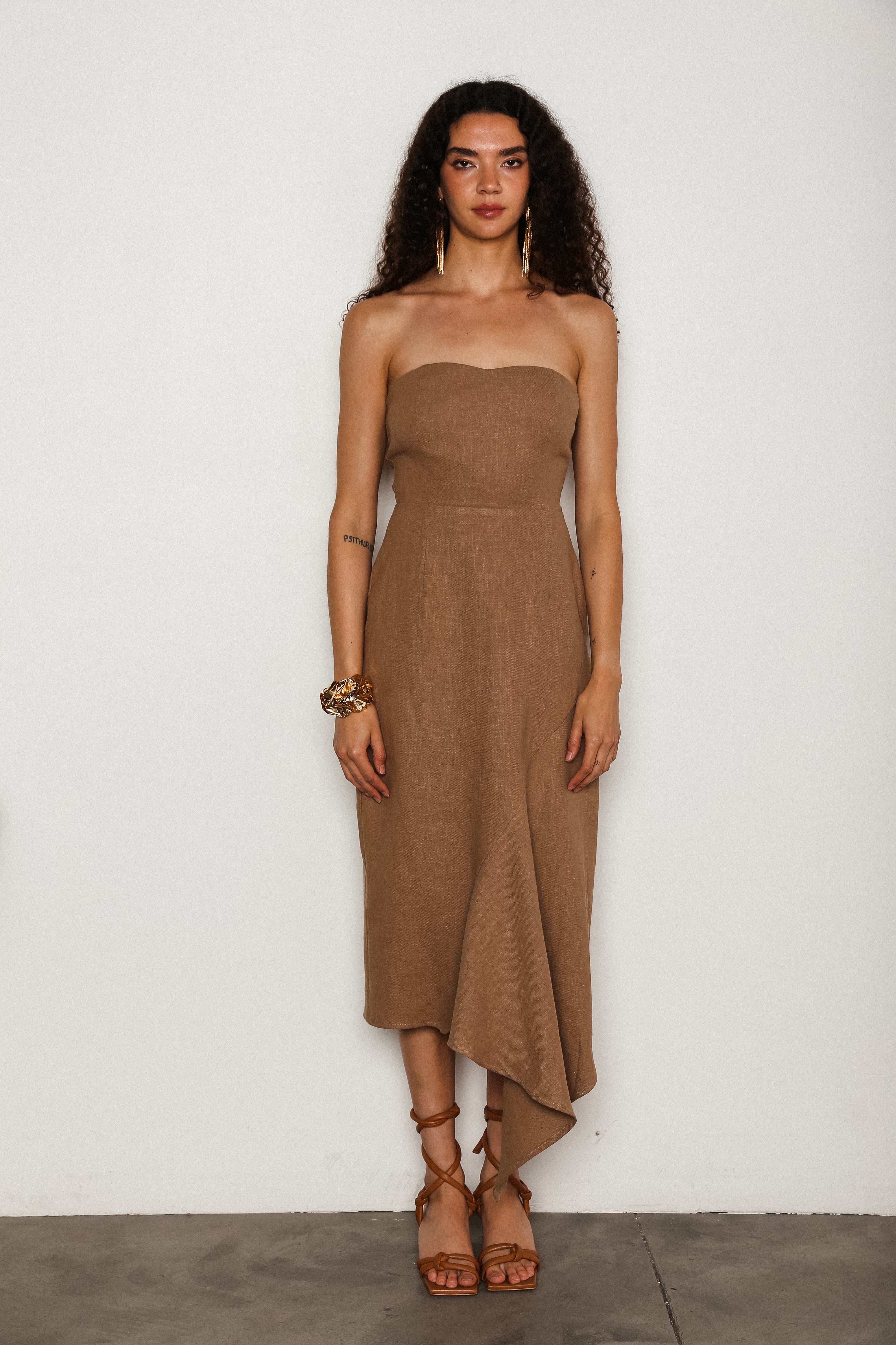 Du Paradis Shoulderless Asymmetrical Drape Dress Walnut / L Du Paradis Shoulderless Asymmetrical Drape Dress Walnut / L
