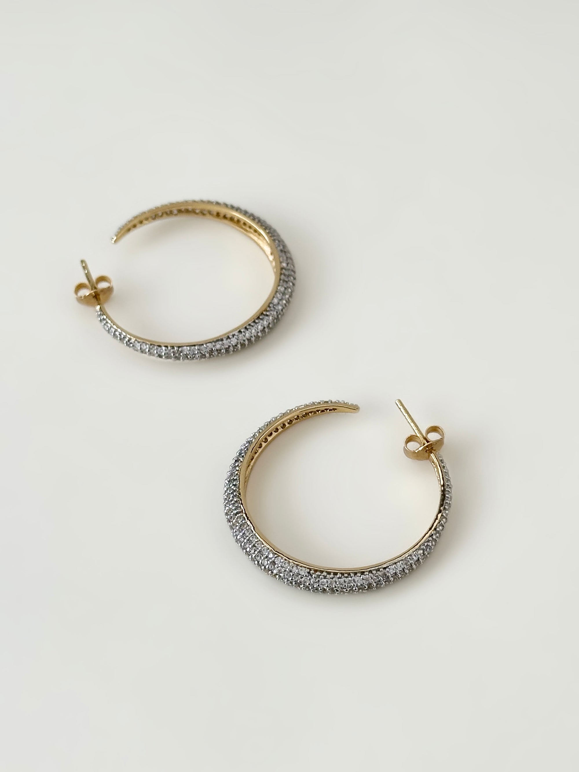 AU79 Daphne Pavé Hoop Earrings