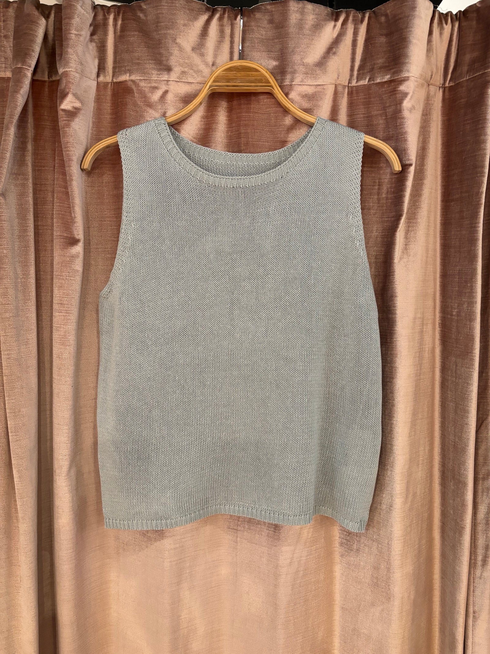 DEON Sleeveless Knit Tank 2