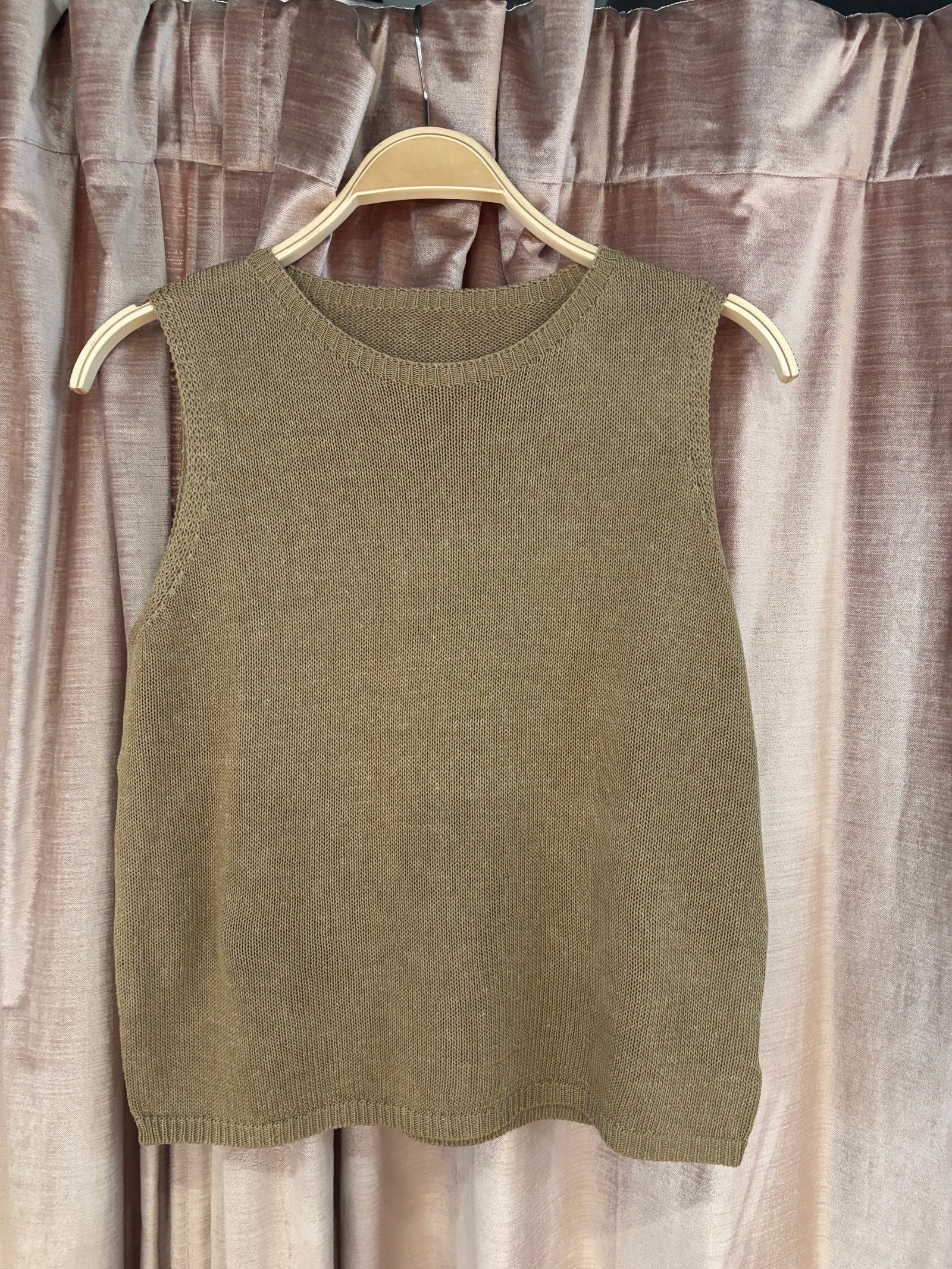 DEON Sleeveless Knit Tank 2