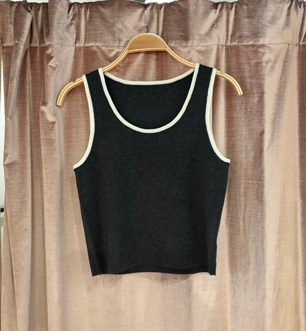 DEON Color Block Neck Tank 2