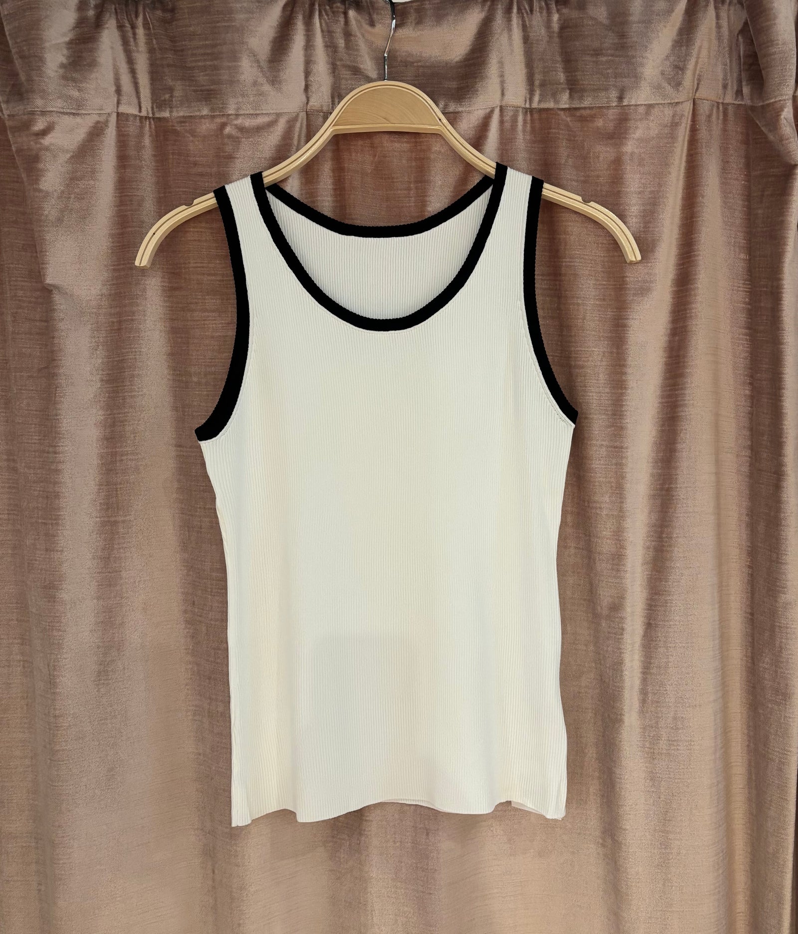 DEON Color Block Neck Tank