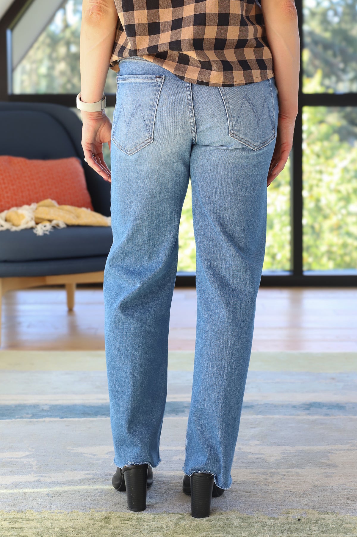 Mother Mid Rise Rambler Zip Ankle in Enjoy The Ride