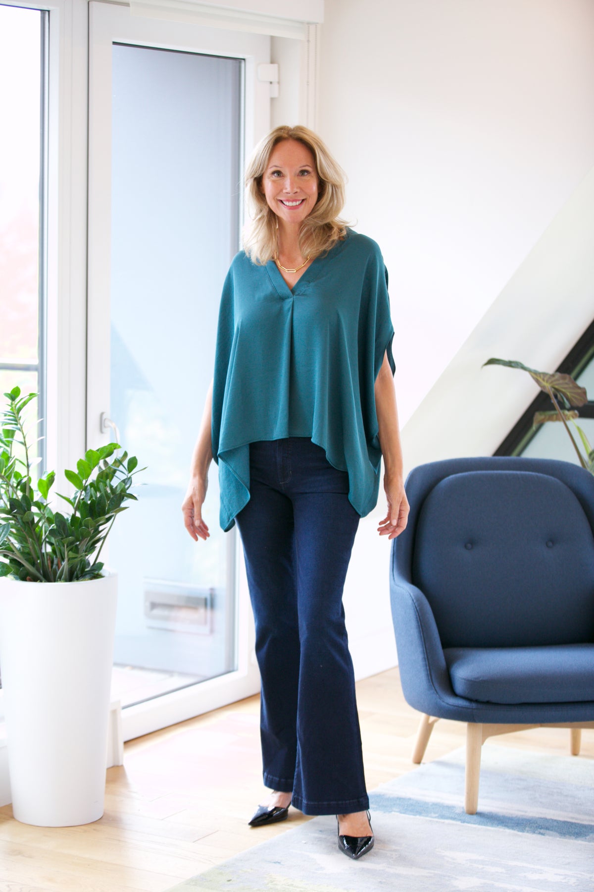 NYLAND Adelaide Double Notched Top