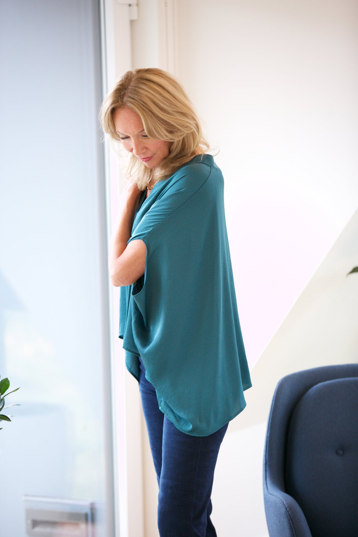 NYLAND Adelaide Double Notched Top