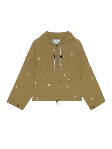 THE GREAT. The Embroidered Cropped Trailhead Pullover in Khaki w/ Daisy