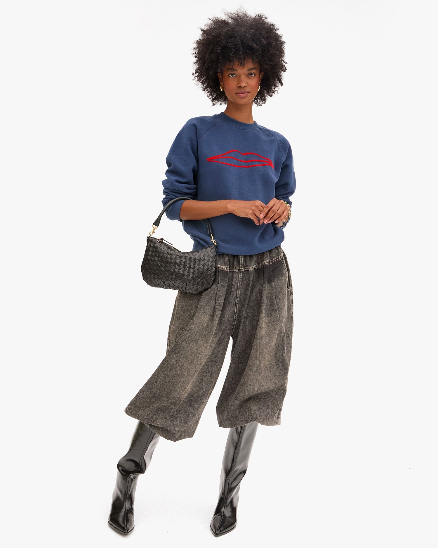 Clare V. Petit Moyen Messenger - Medium Woven Diagonal in Black