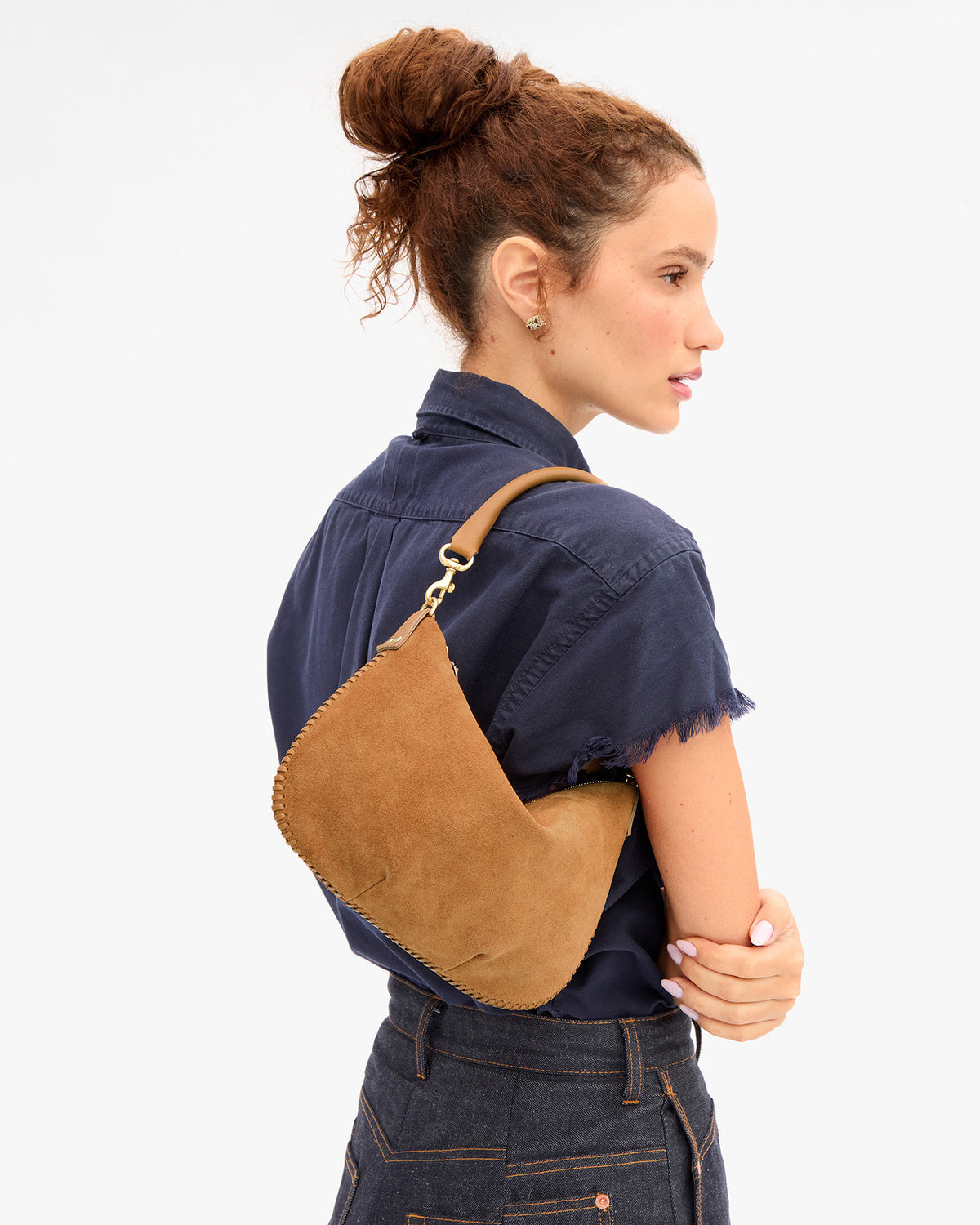 Clare V. Petit Moyen Messenger - Suede with Whipstitch in Caramel