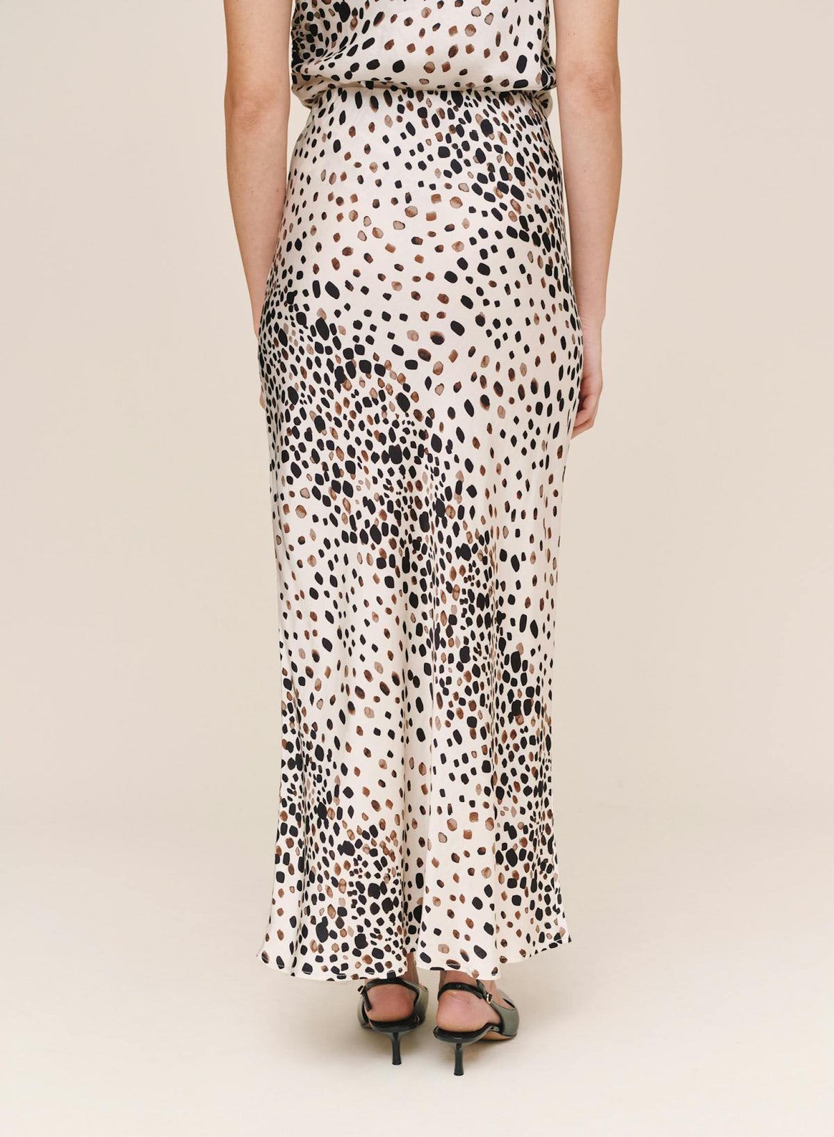 Bella Dahl Long Maxi Bias Skirt in Painted Spots Print