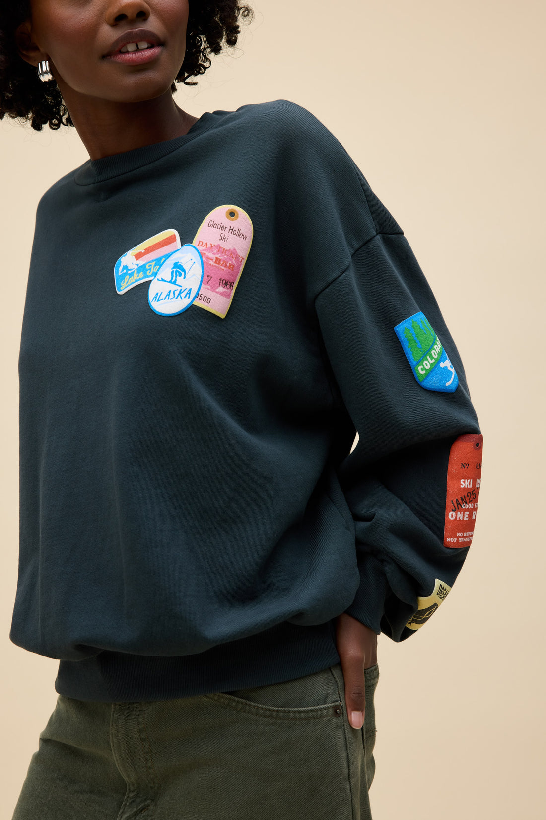 DAYDREAMER Ski Patch &amp; Pass Collector Oversized Crew Sweatshirt