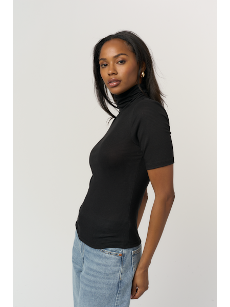 PROJECT SOCIAL T Jesllyn Turtleneck Rib Tee