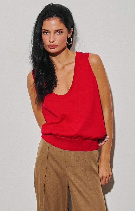 DEON Scoop Neck Knit Tank Red