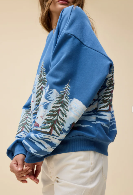 DAYDREAMER Alpine Ski Scene Oversized Crew Sweatshirt