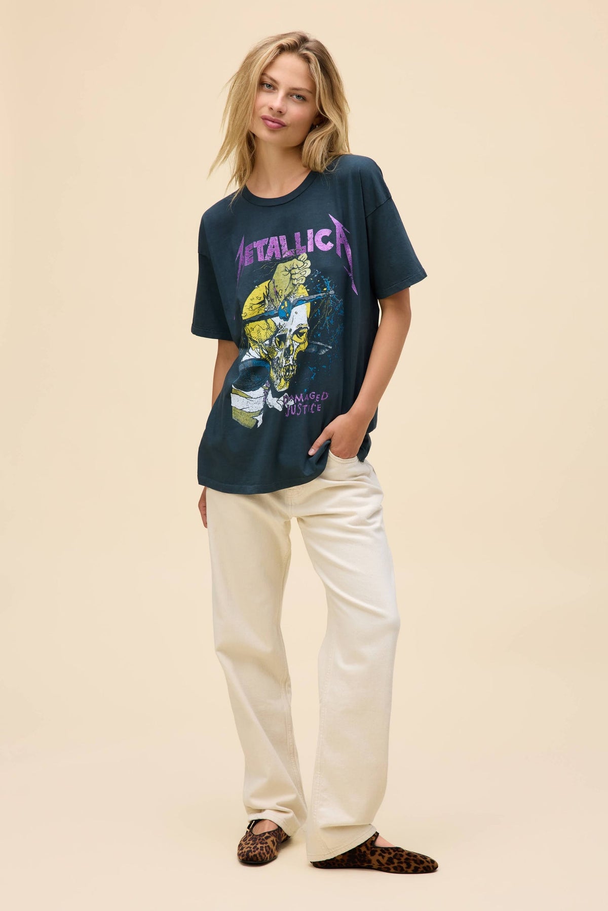 DAYDREAMER Metallica Damaged Justice Merch Tee