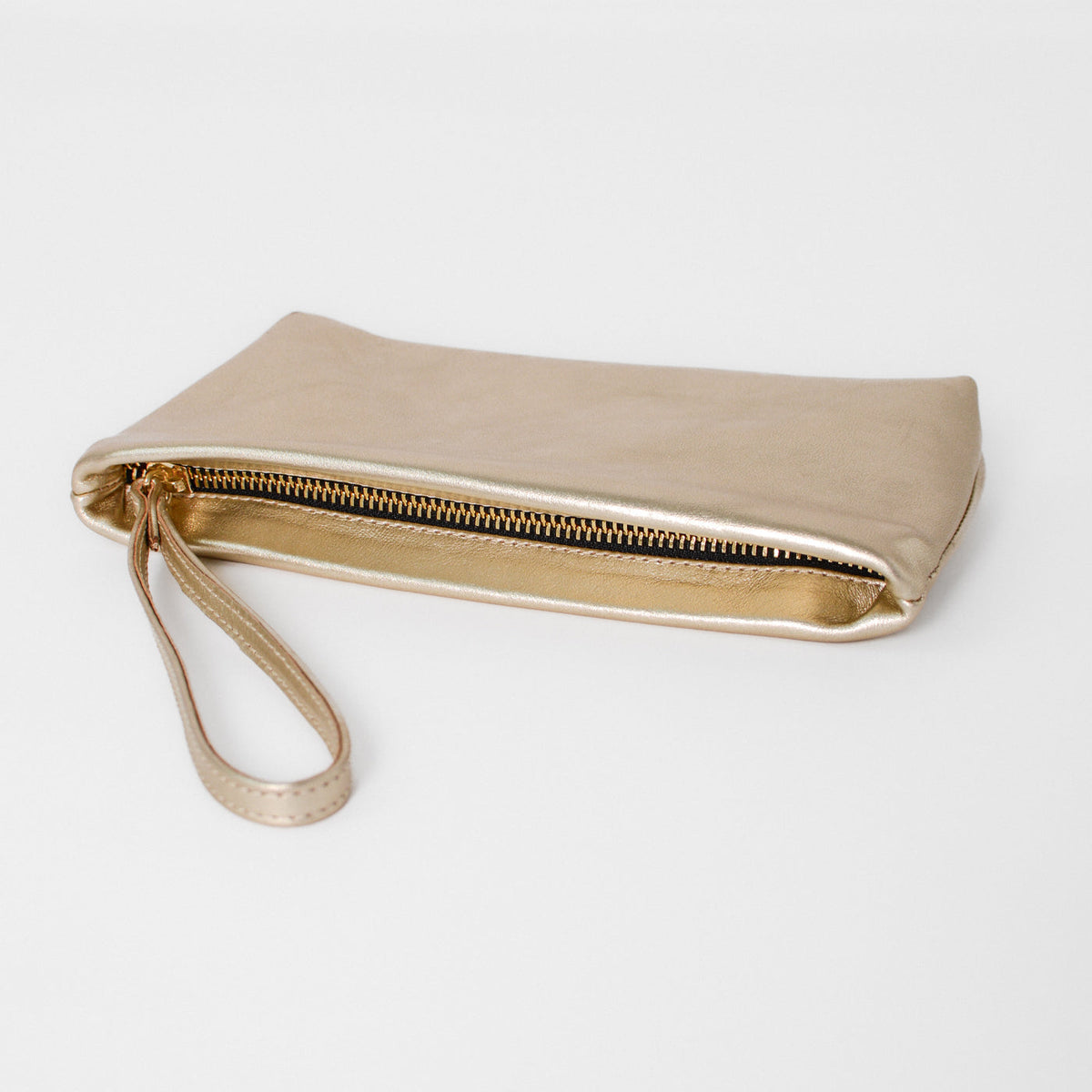 TAH TS Bella Wristlet