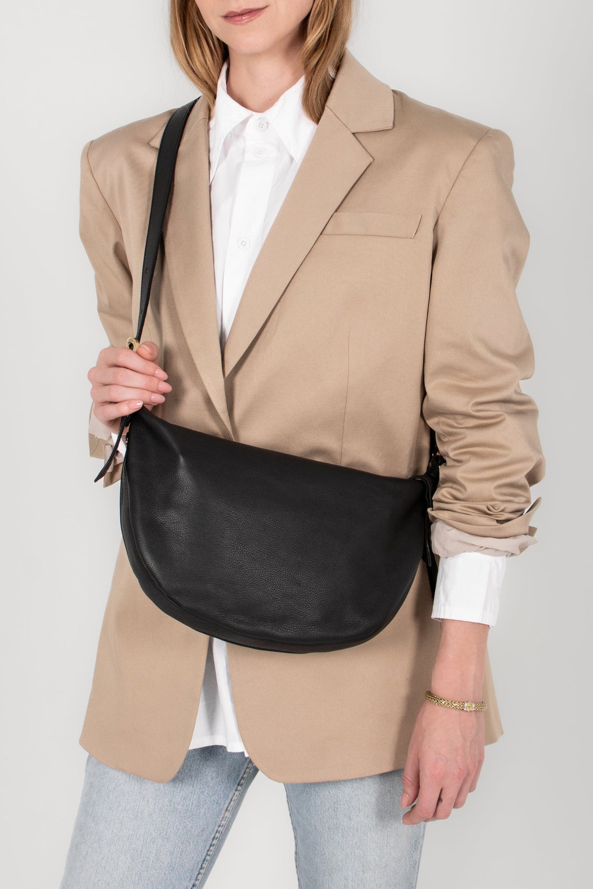 TAH TS Nova Sling Bag