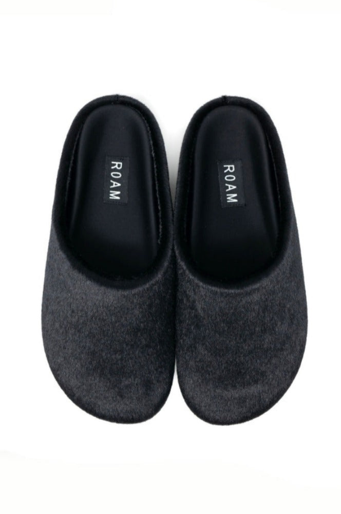 ROAM Pony Clog Black