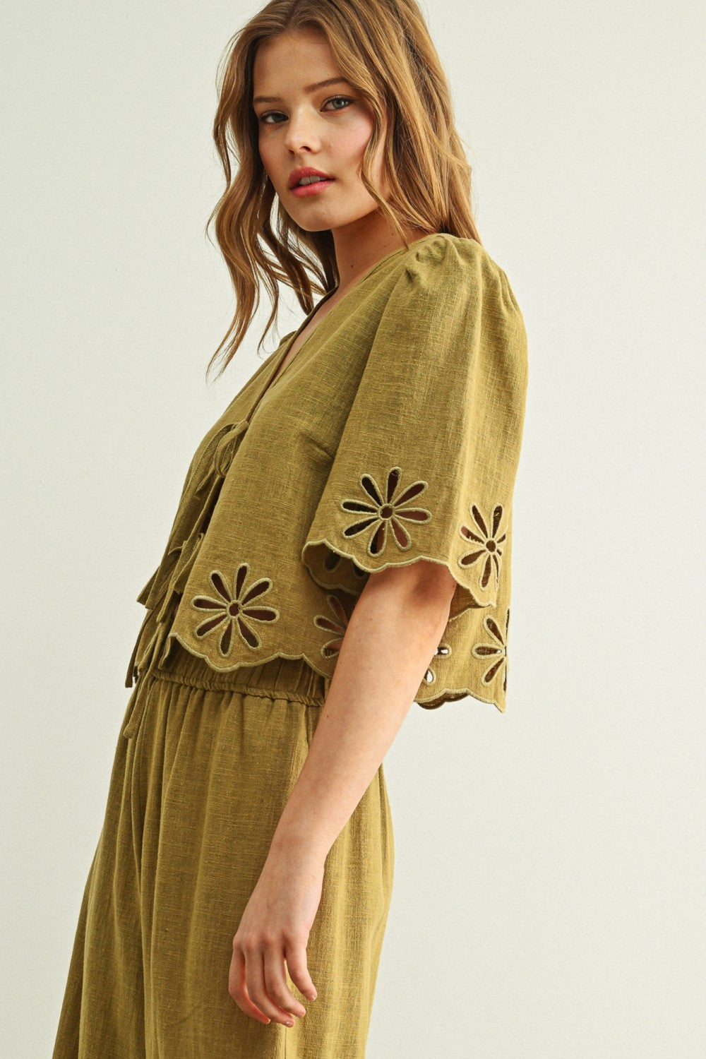 DEON Scalloped Easy Tie Front Top