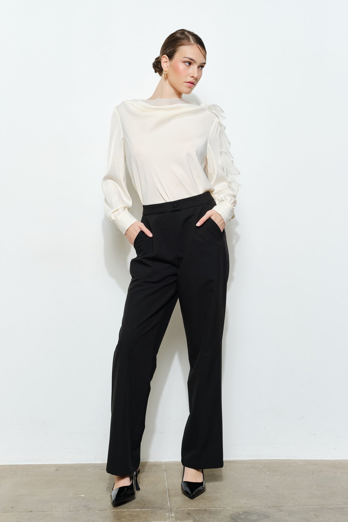 DEON Elegant White L/S Blouse