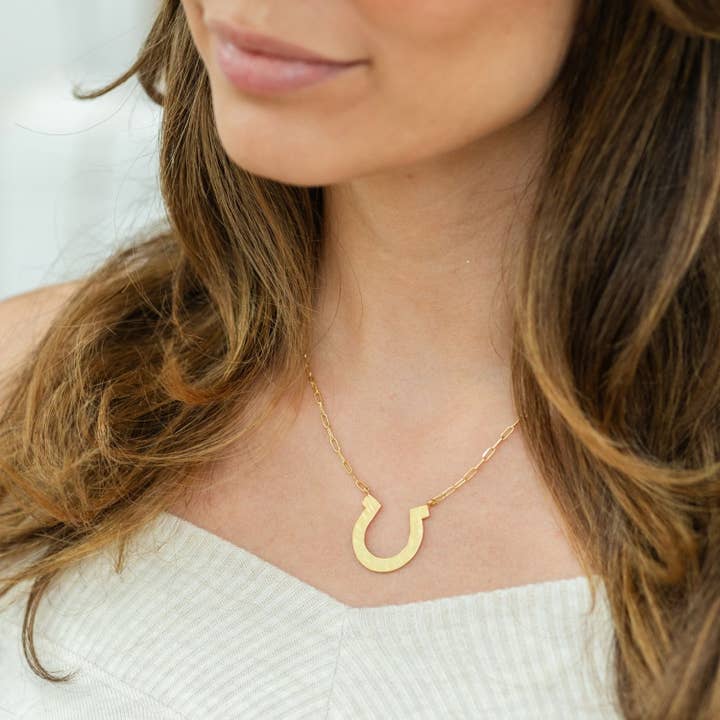 Splendid Iris Large Horseshoe Necklace