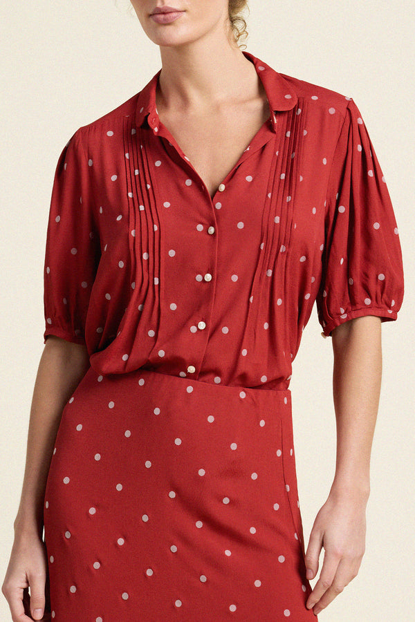 Birds of Paradis by Trovata Nadine Blouse in Berry Flocked Dot