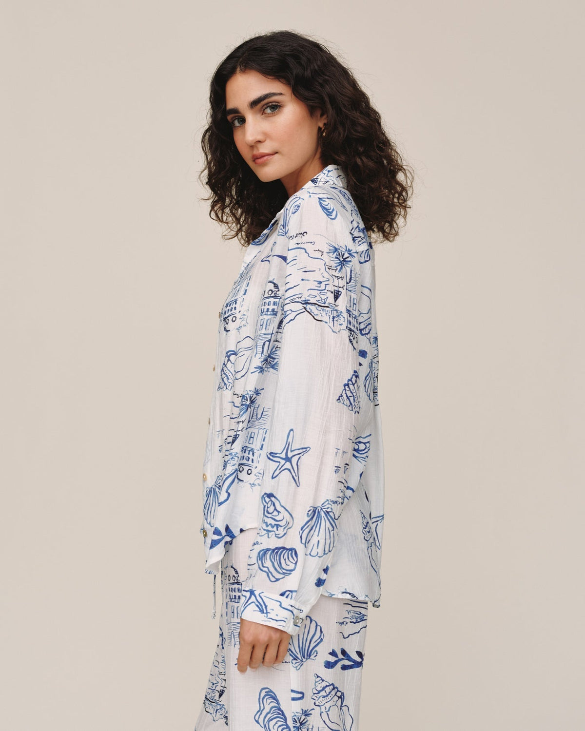 Bella Dahl Classic Button Down in Riviera Print