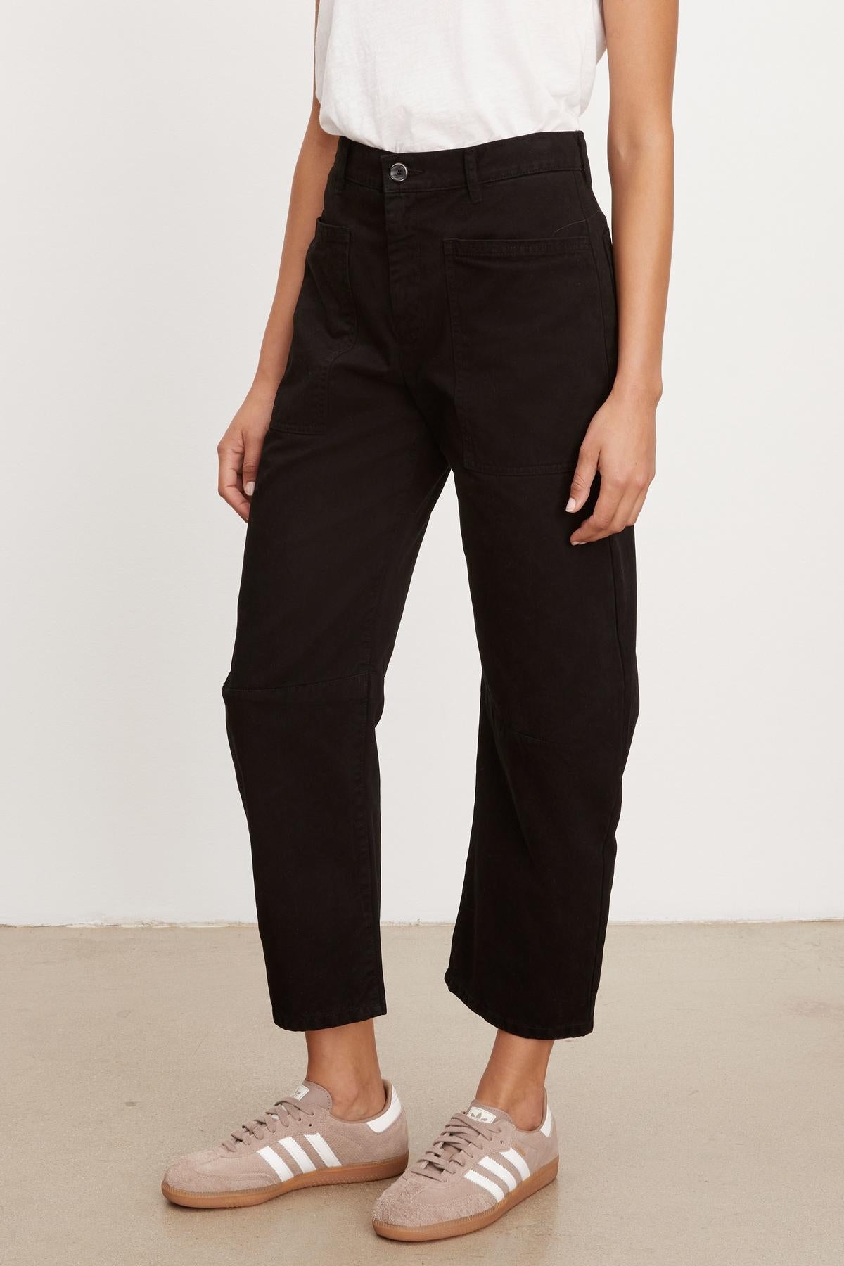 Velvet by Graham &amp; Spencer Brylie Pant in Vintage Black