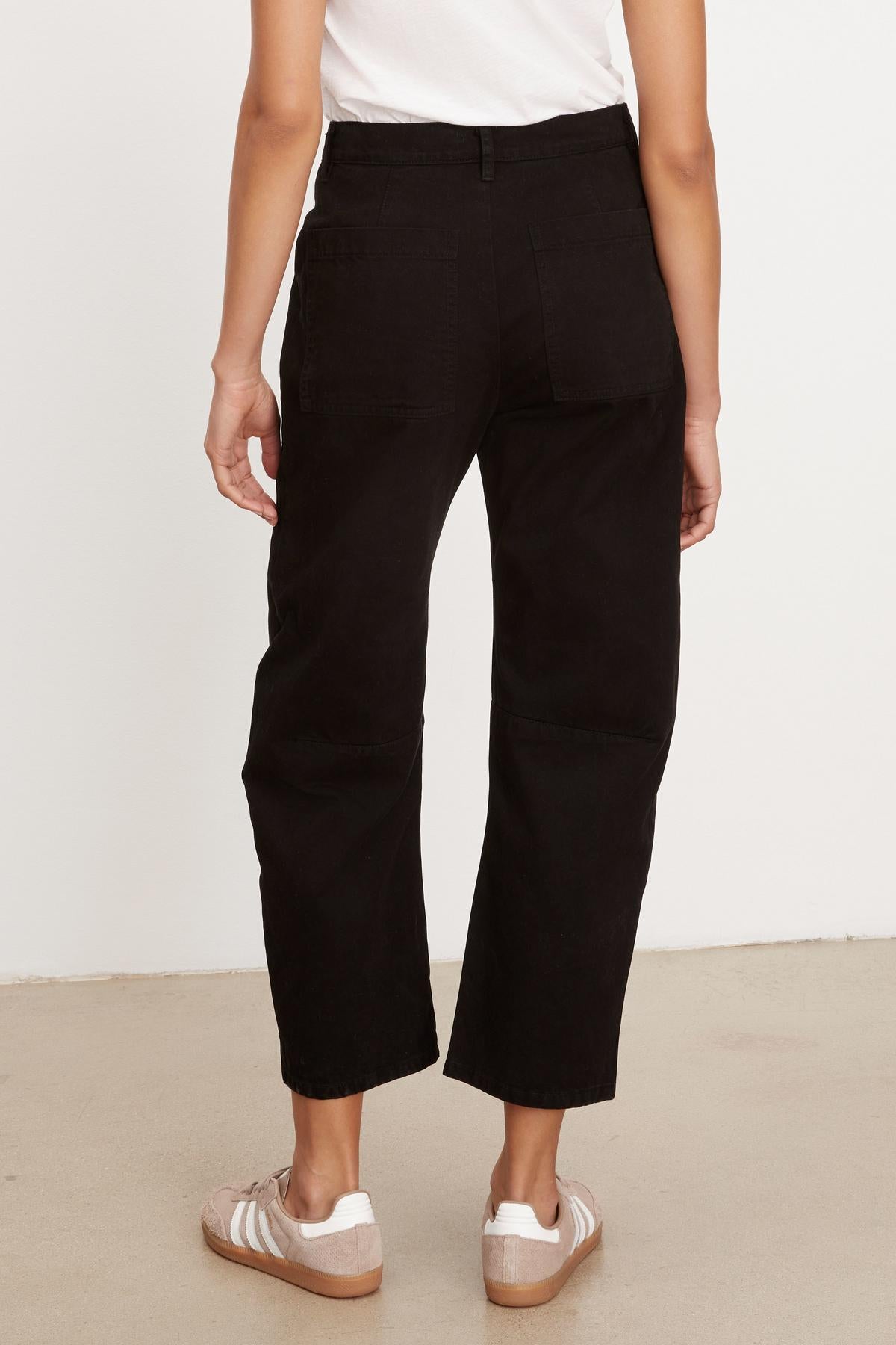 Velvet by Graham &amp; Spencer Brylie Pant in Vintage Black