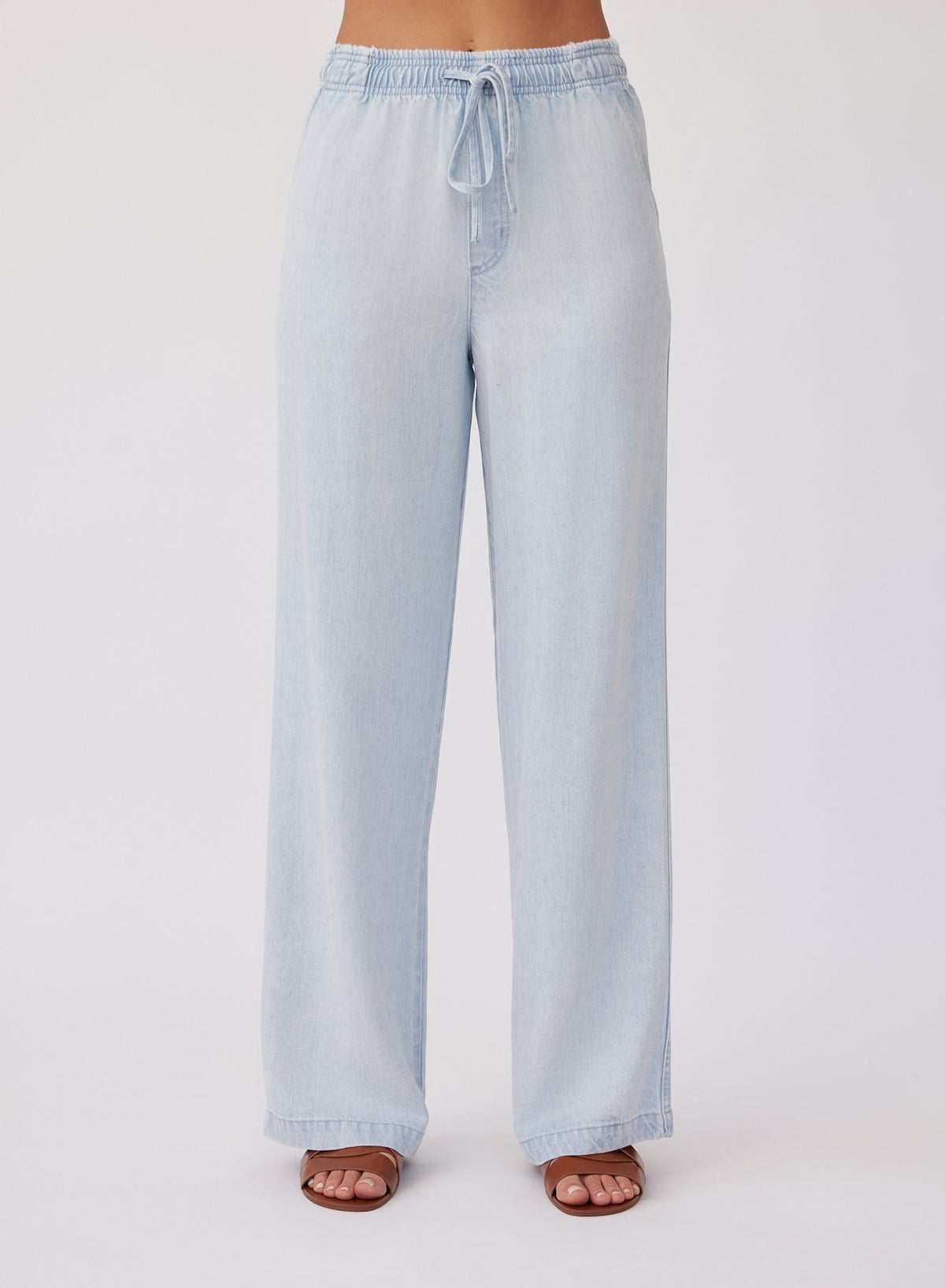 Bella Dahl Drawstring Pant in Oasis Spray Wash