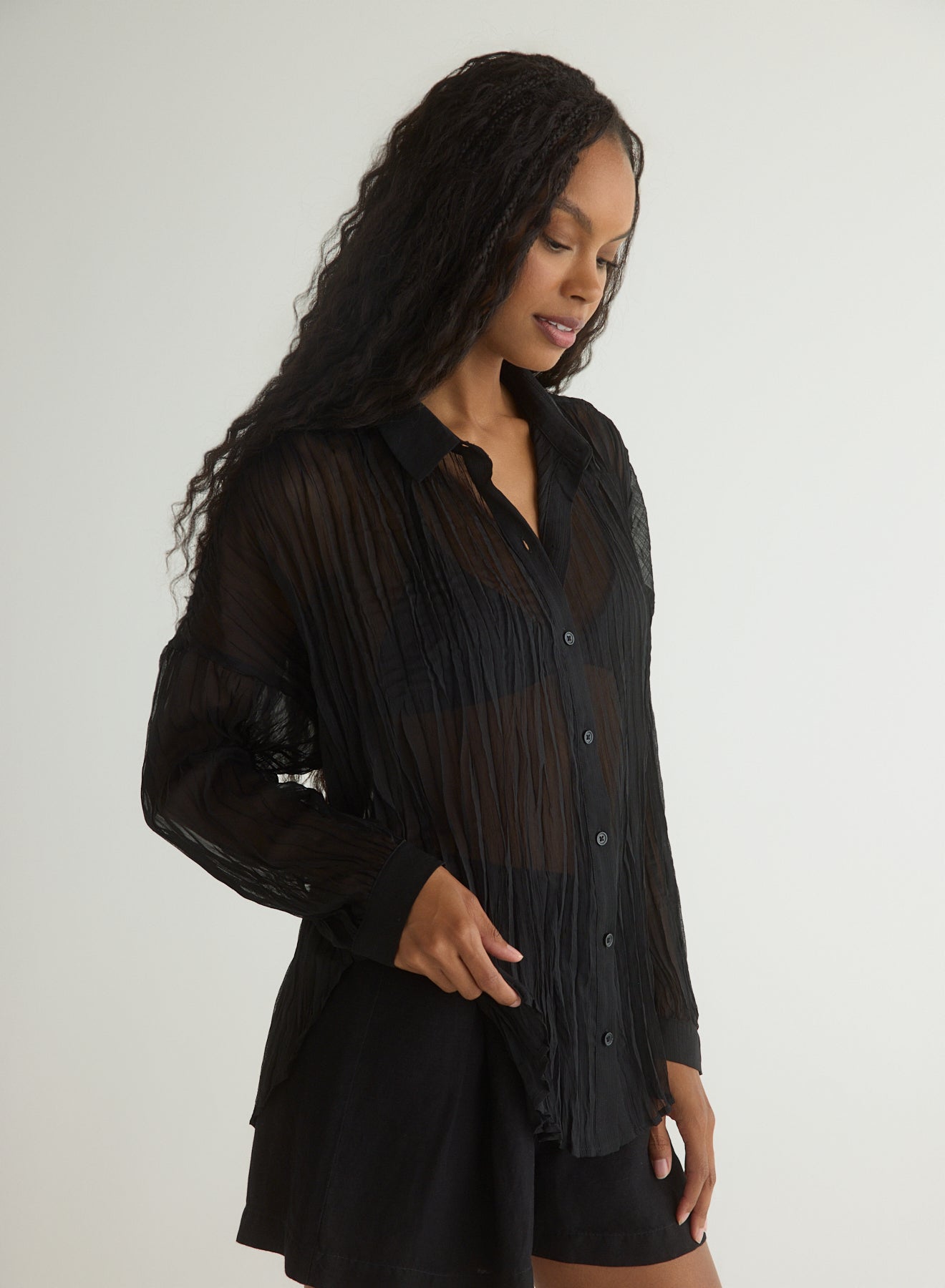 Bella Dahl Flowy Pleated Shirt Black