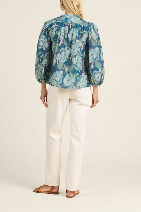 Birds of Paradis by Trovata Maisey Blouse in Hushed Meadow