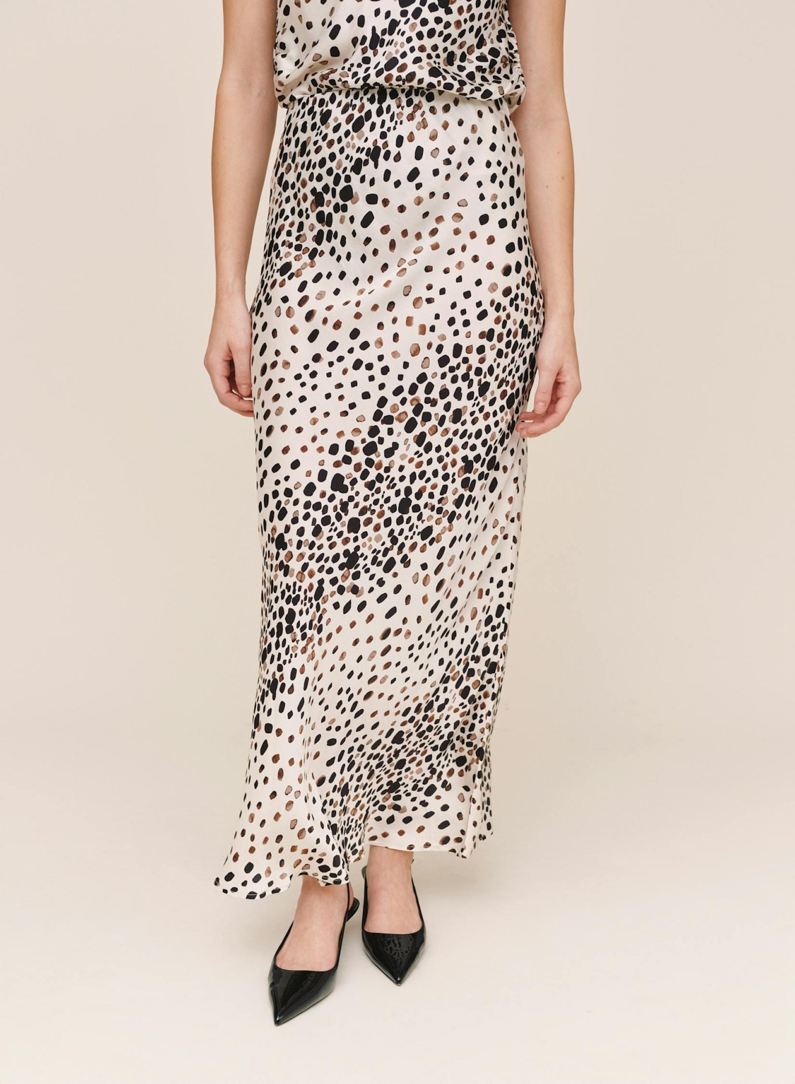 Bella Dahl Long Maxi Bias Skirt in Painted Spots Print