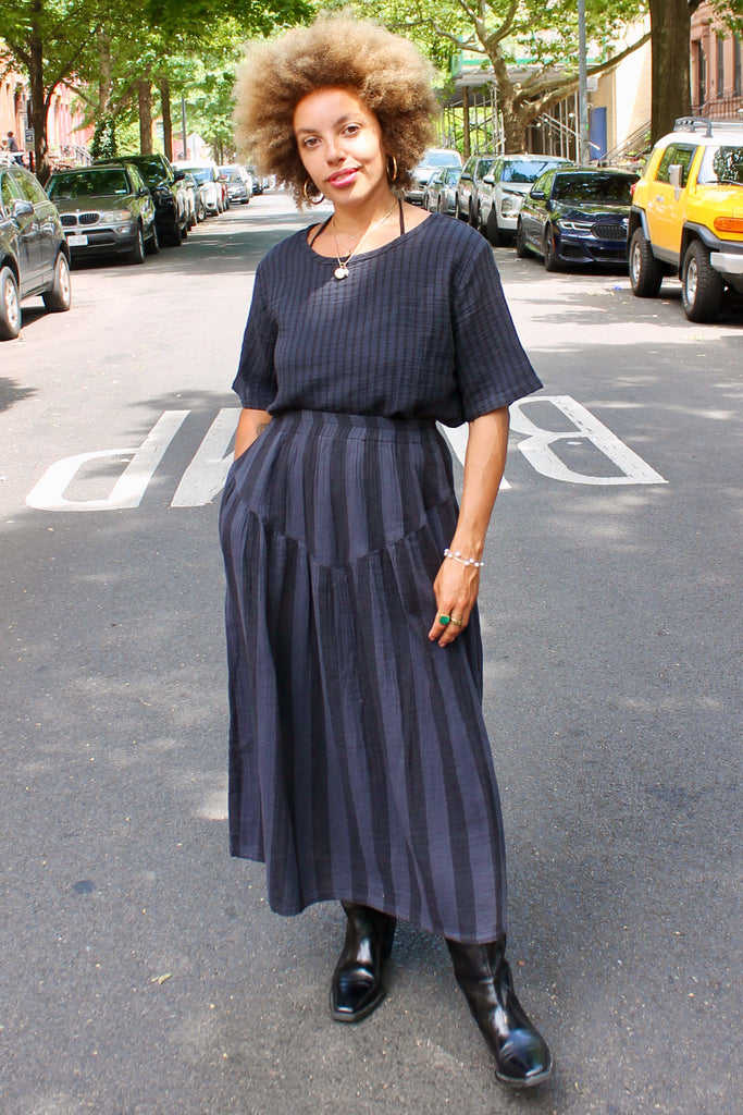 Curator Hanna Top Faded Black