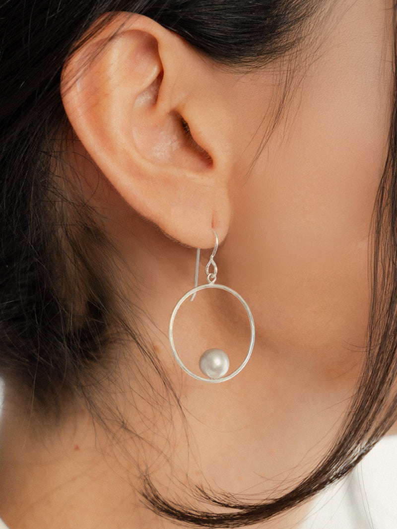 Kenda Kist Peg Pearl Hoop