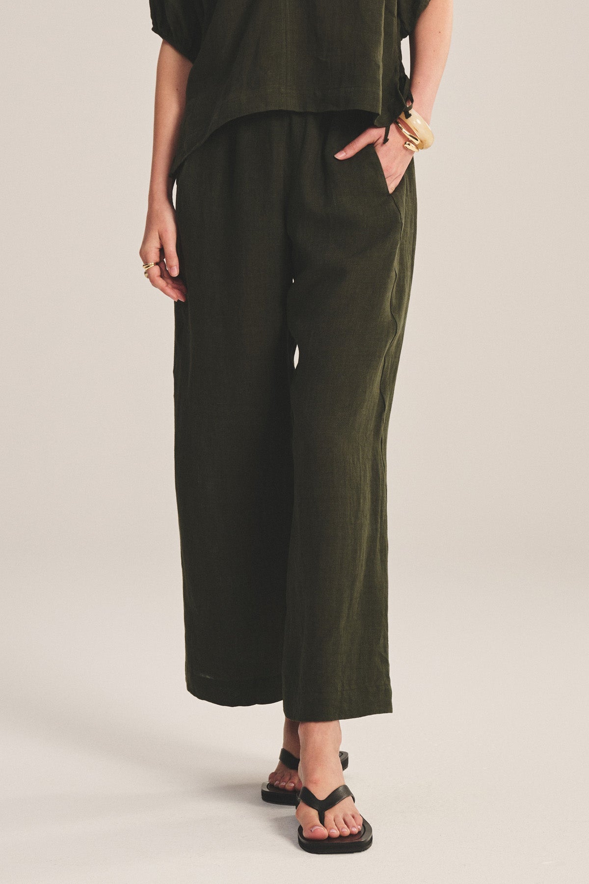 Velvet by Graham &amp; Spencer Lola Pants Tootsie