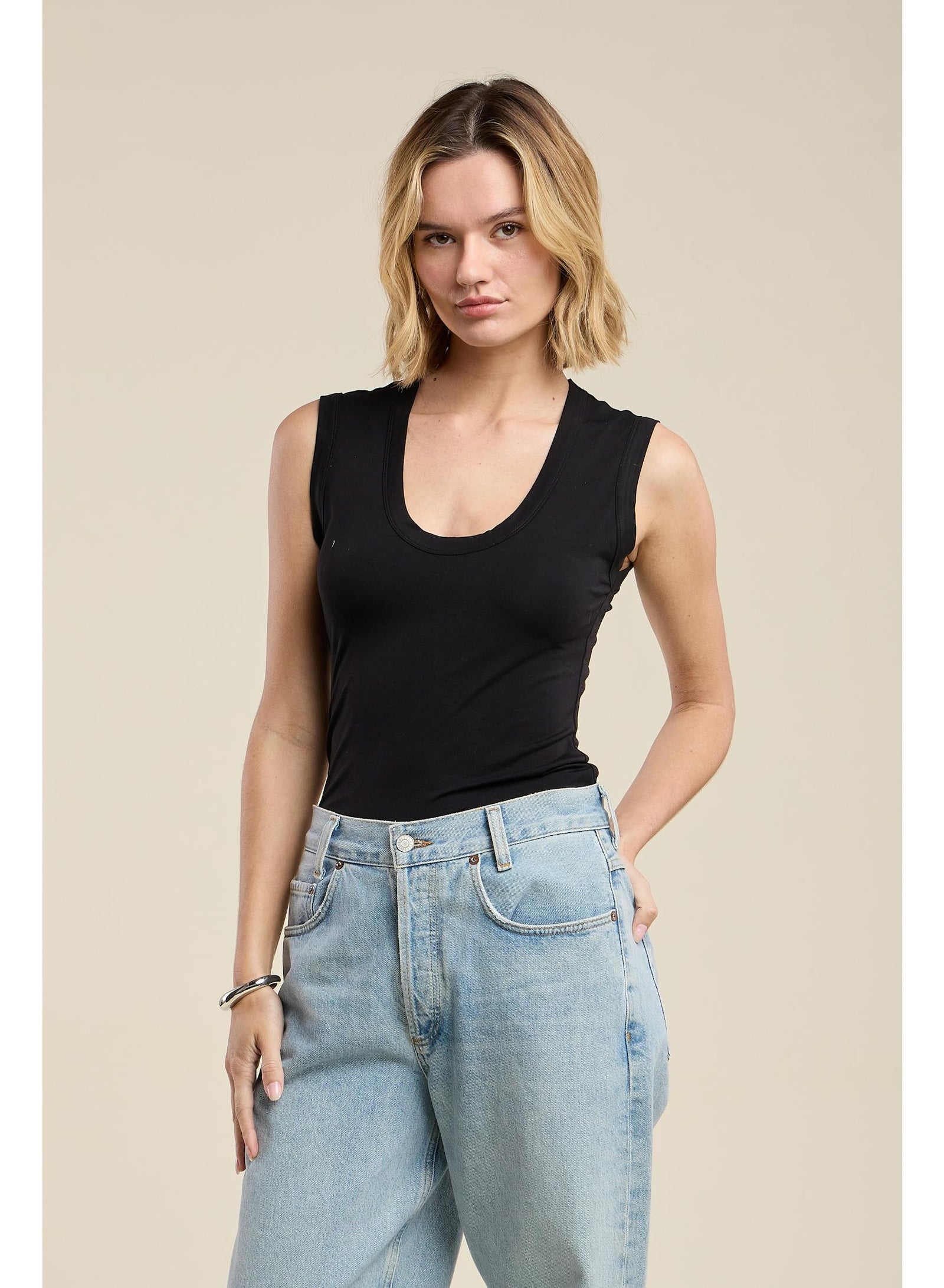 Velvet by Graham & Spencer Iyla Top