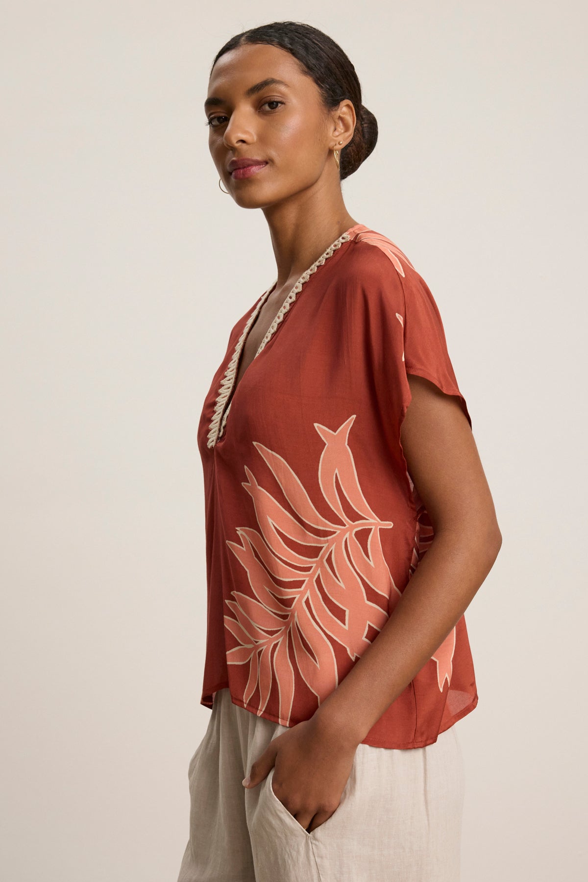 Velvet by Graham &amp; Spencer Naomi Top